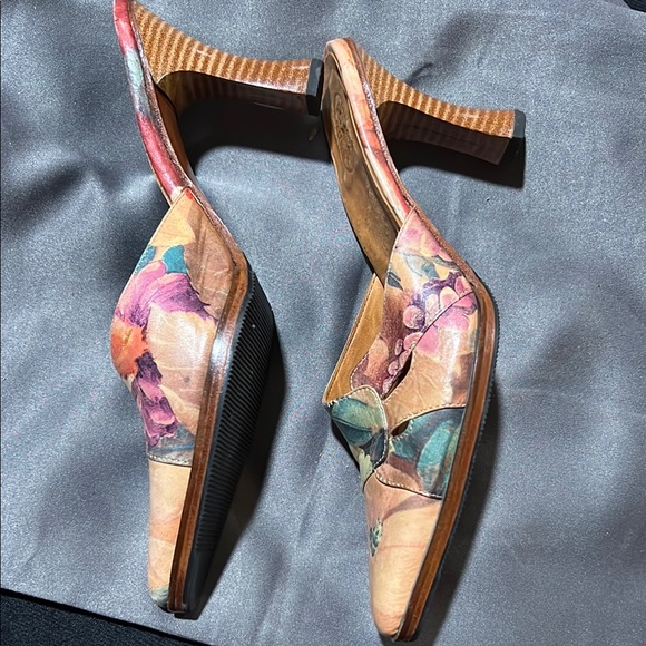 R.S. Buenos Aires Handmade Leather Pumps Printed Heels Argentina Size 8 - Picture 6 of 8